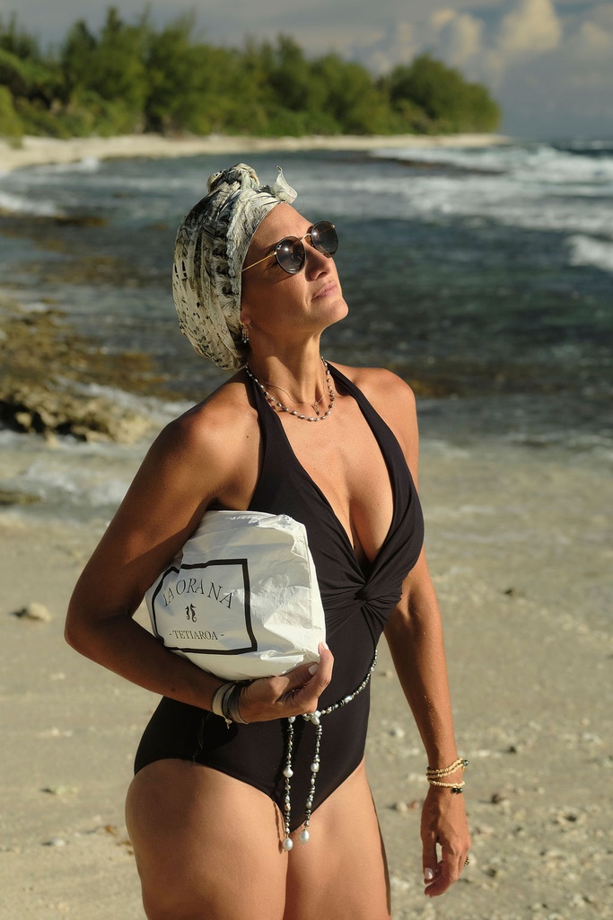 POUCH SPLASH PROOF IA ORA NA LOGO 