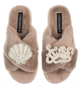 LAINES LONDON CHIC SLIDER SHELL &amp; OCTOPUS MOCHA